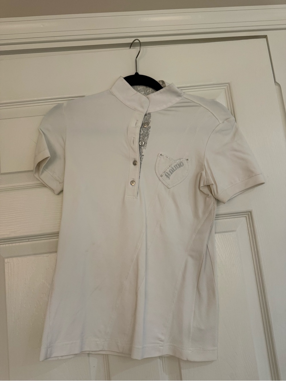 ANIMO Women's Short-Sleeve Show Shirt